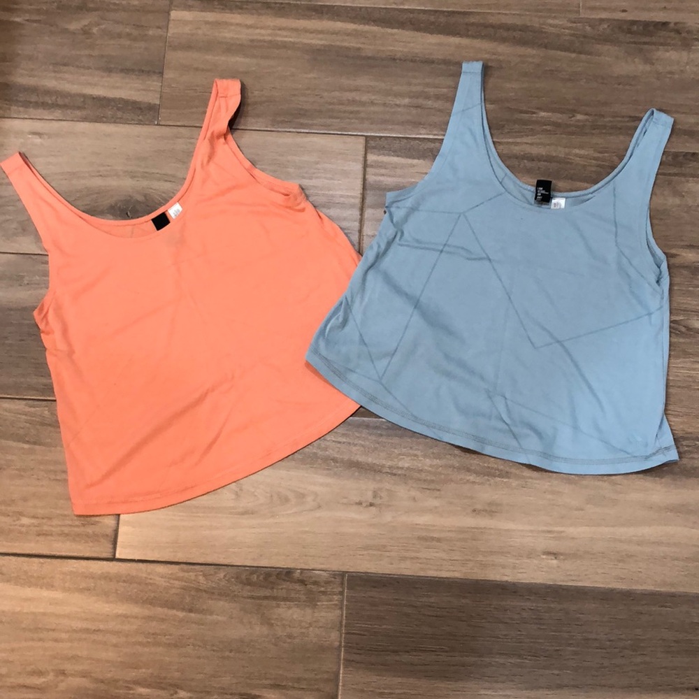 Women's Sleeveless Tank Tops - Peach and Light Blue